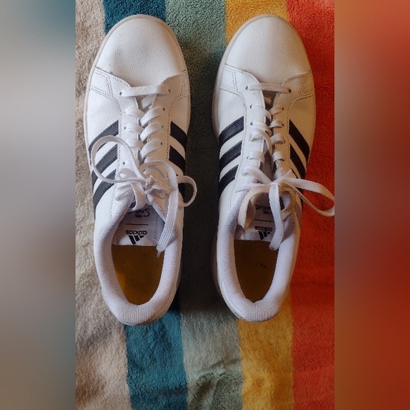 Adidas X Bart Simpson Men's Size 11 White and Black Sneakers Design - Picture 2 of 5